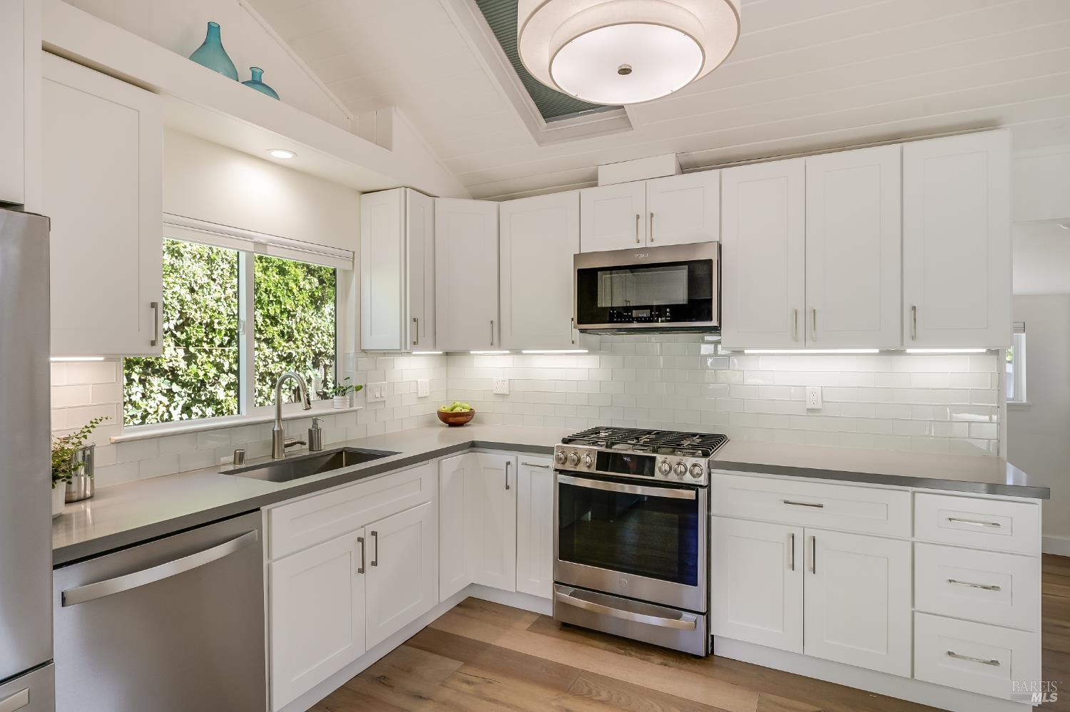 679 Cherry Street Novato CA 94945