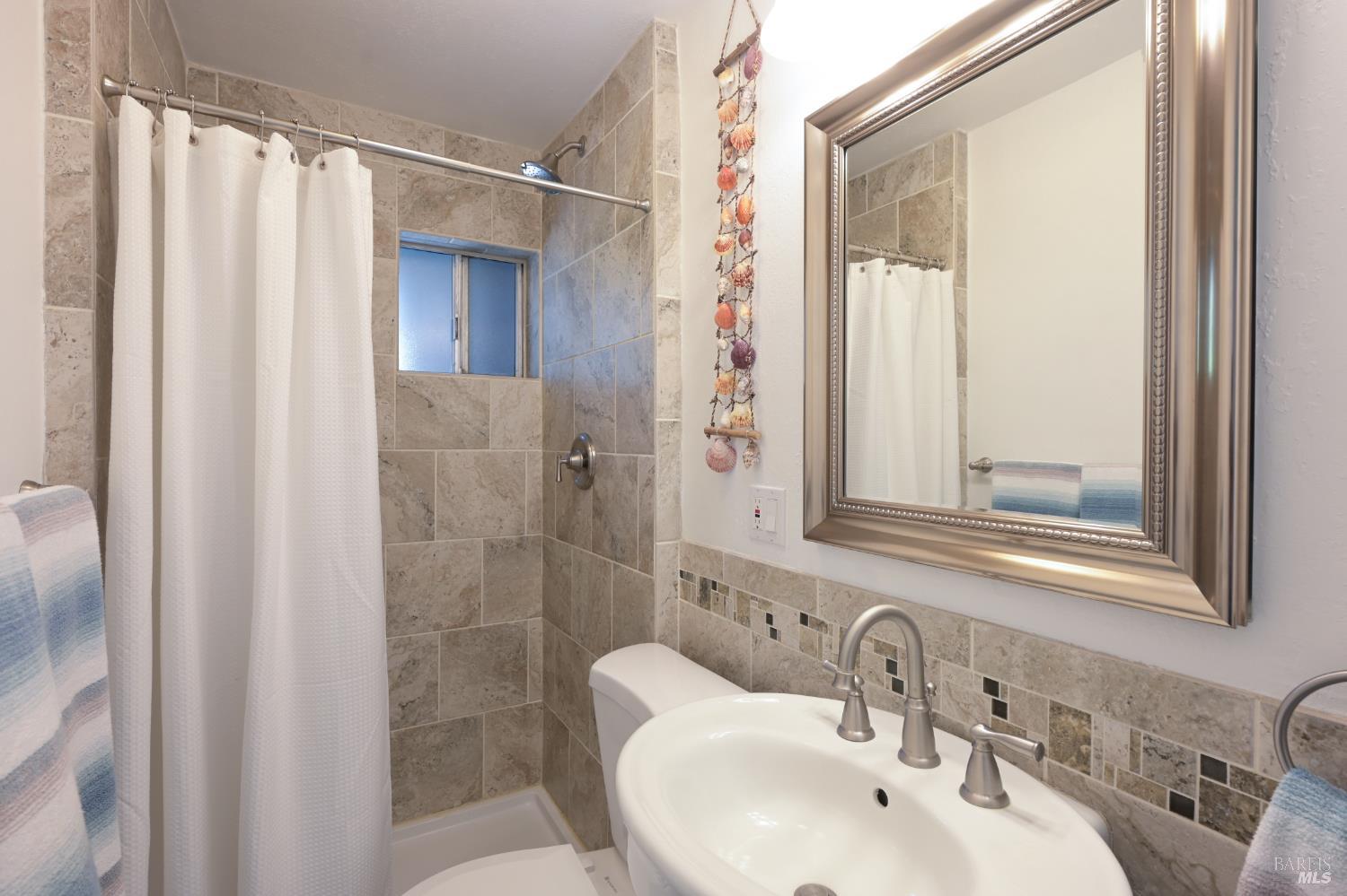679 Cherry Street Novato CA 94945