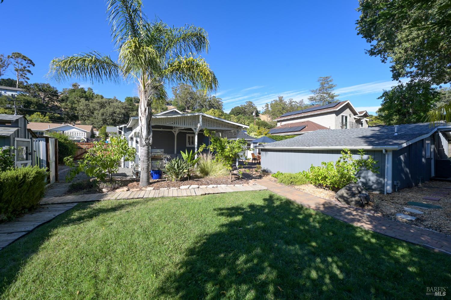 679 Cherry Street Novato CA 94945