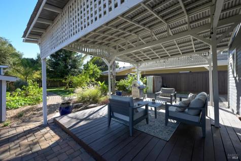 679 Cherry Street Novato CA 94945