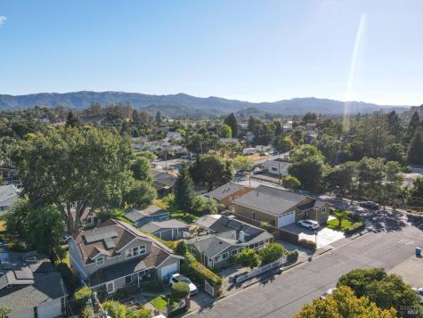 679 Cherry Street Novato CA 94945