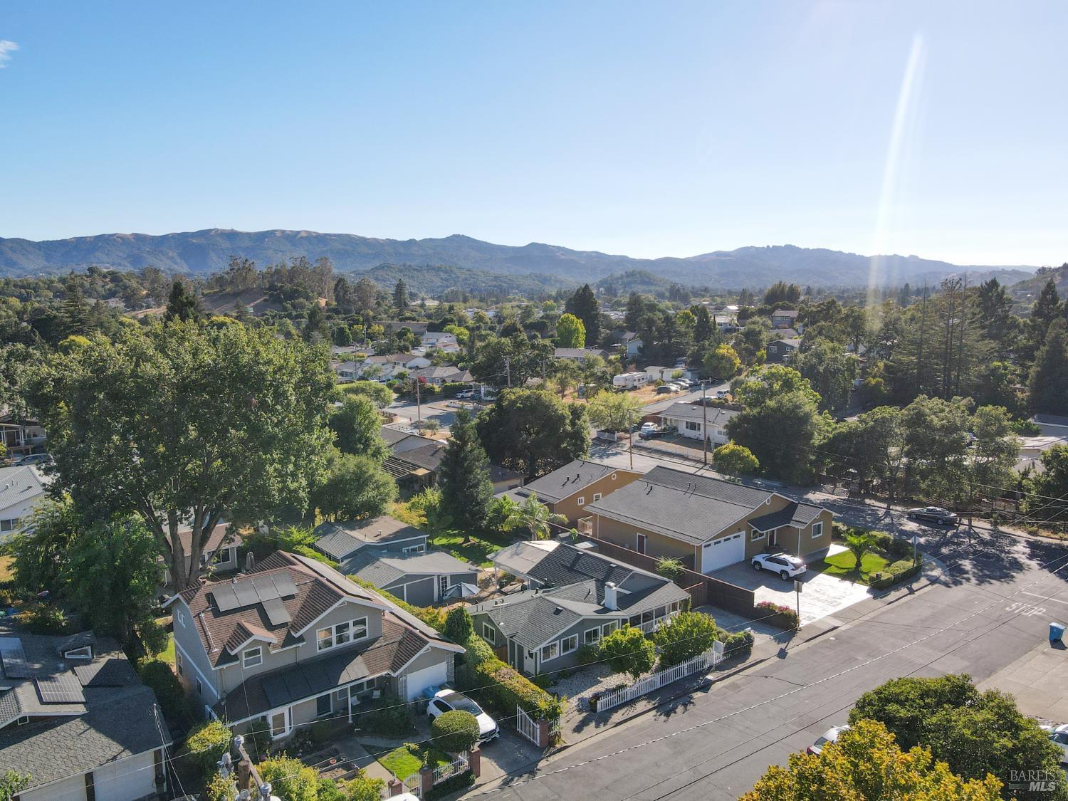 679 Cherry Street Novato CA 94945