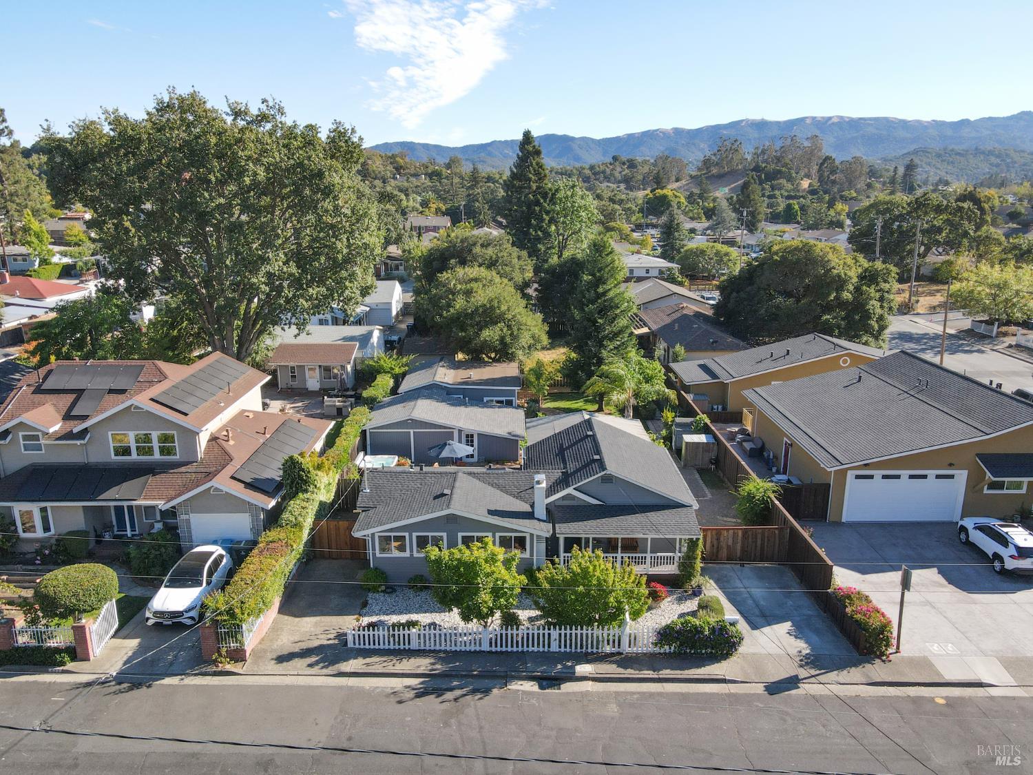 679 Cherry Street Novato CA 94945