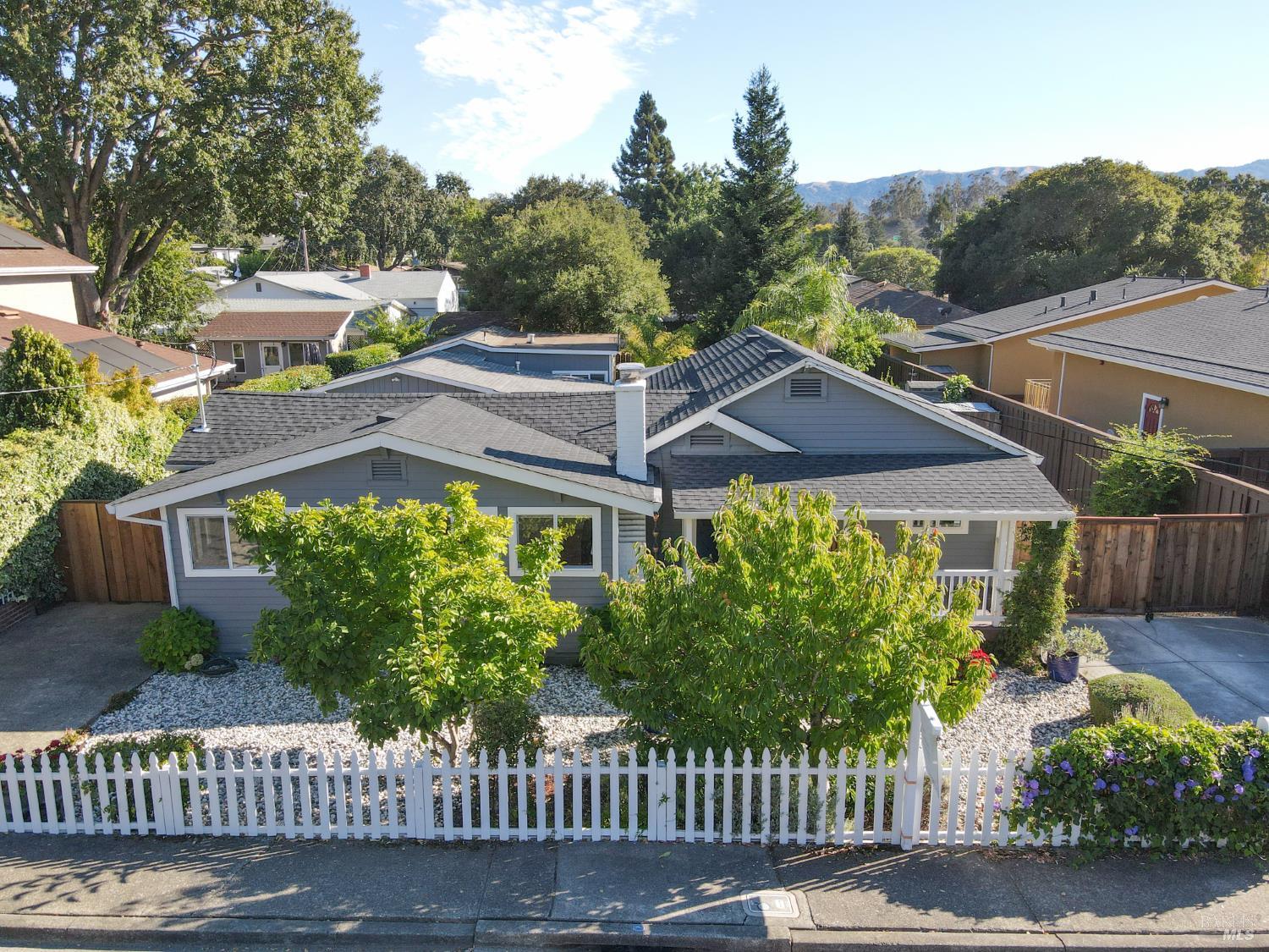 679 Cherry Street Novato CA 94945