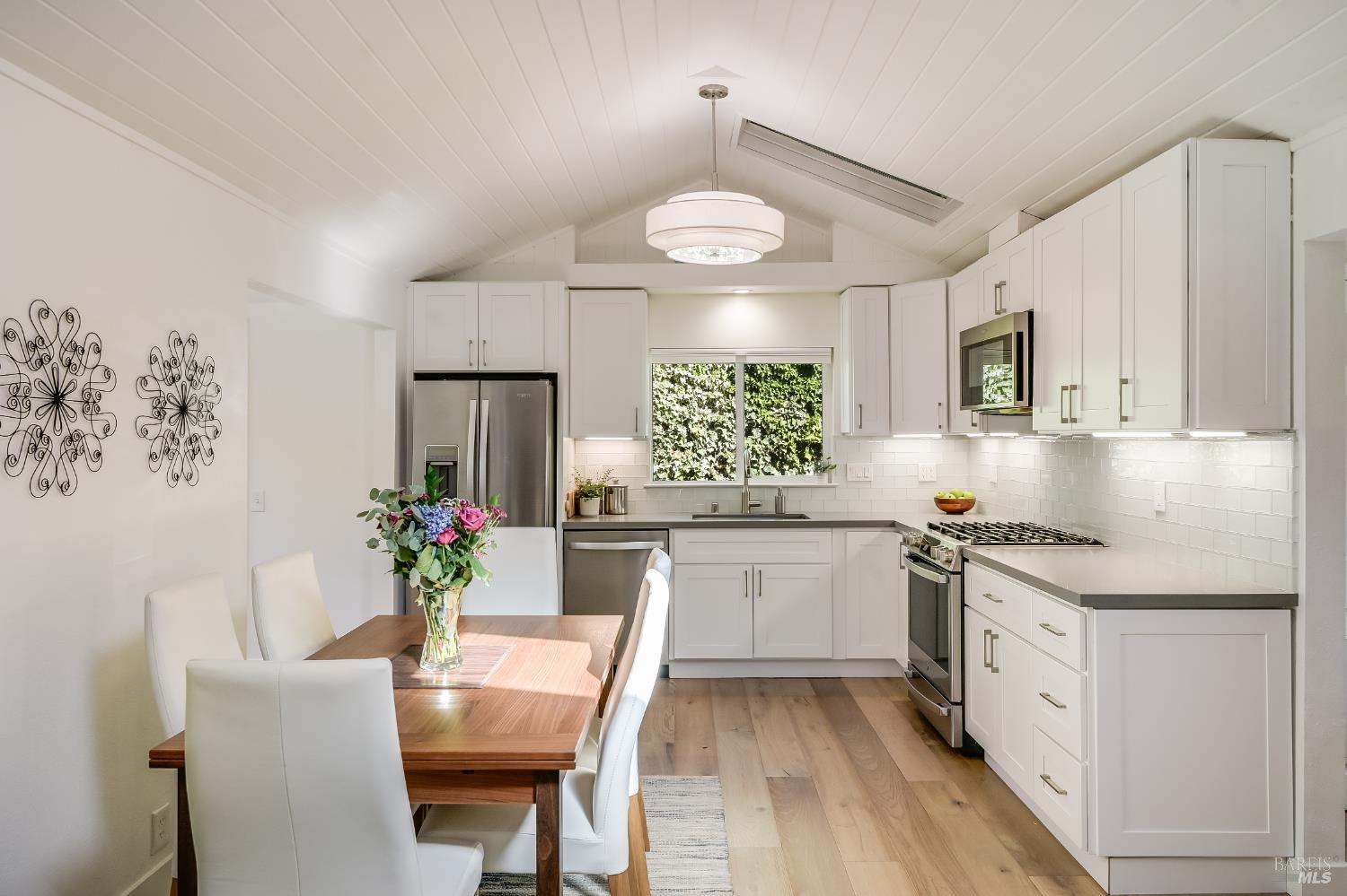 679 Cherry Street Novato CA 94945