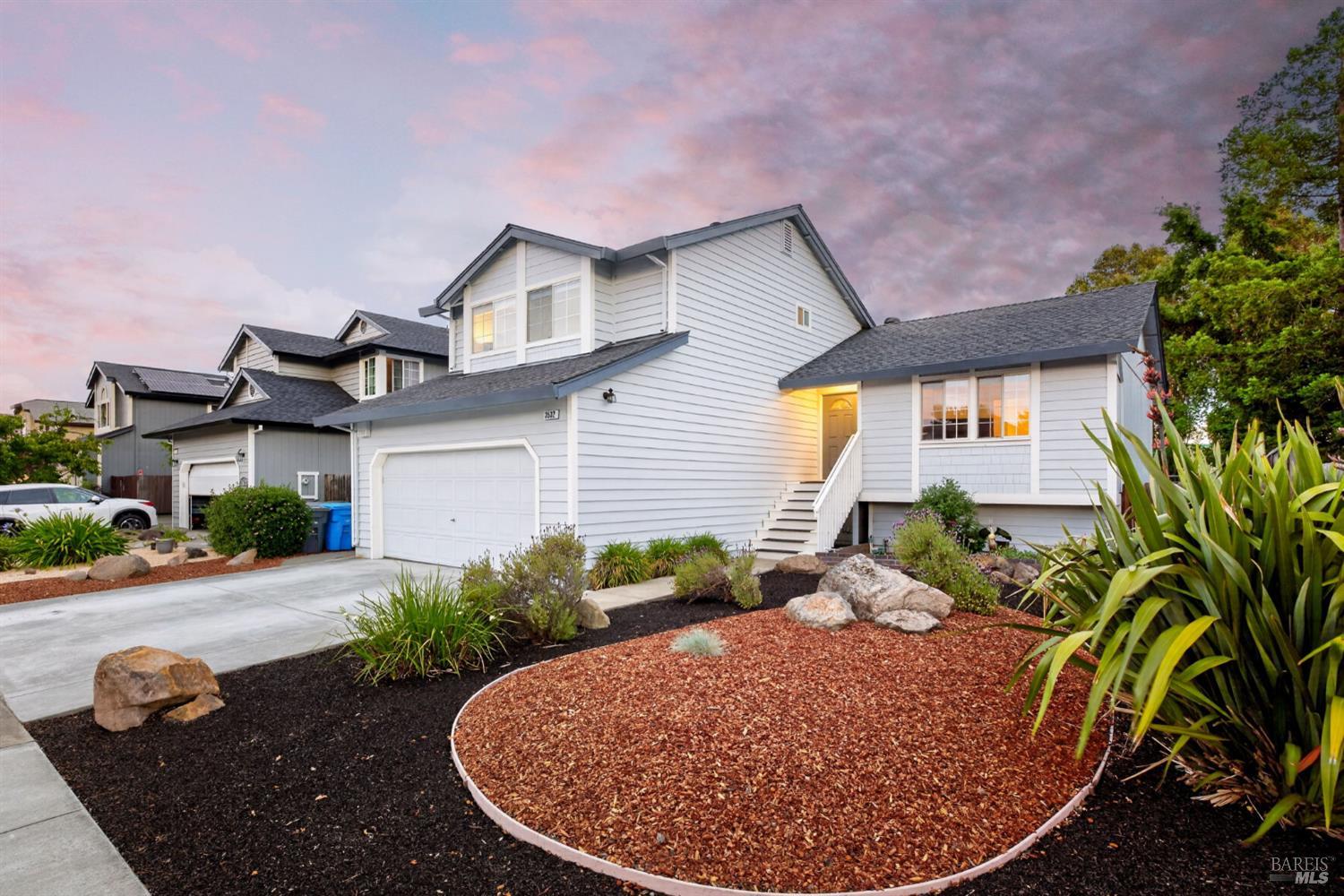 3532 Banyan Street Santa Rosa CA 95403