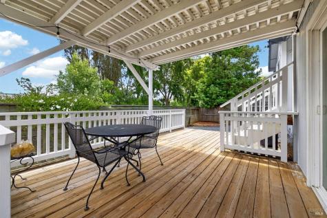 3532 Banyan Street Santa Rosa CA 95403
