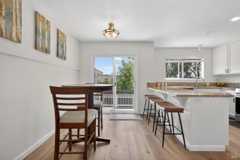 3532 Banyan Street Santa Rosa CA 95403