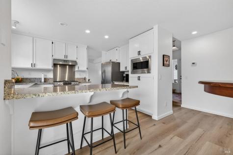 3532 Banyan Street Santa Rosa CA 95403