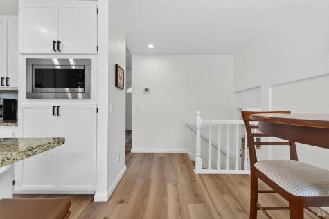 3532 Banyan Street Santa Rosa CA 95403