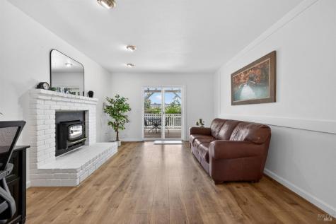 3532 Banyan Street Santa Rosa CA 95403