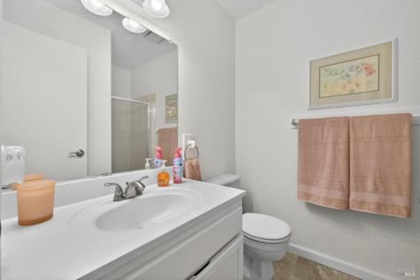 3532 Banyan Street Santa Rosa CA 95403