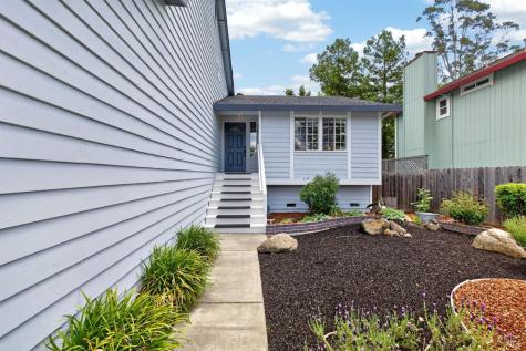 3532 Banyan Street Santa Rosa CA 95403