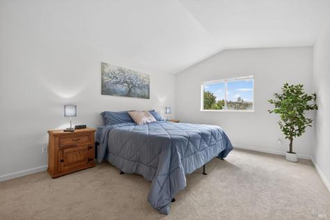 3532 Banyan Street Santa Rosa CA 95403