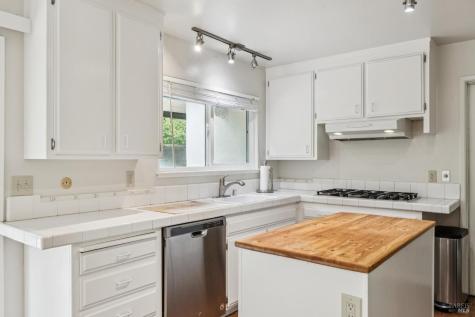 230 Flint Court Sonoma CA 95476