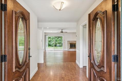 230 Flint Court Sonoma CA 95476