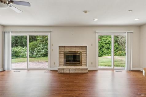 230 Flint Court Sonoma CA 95476
