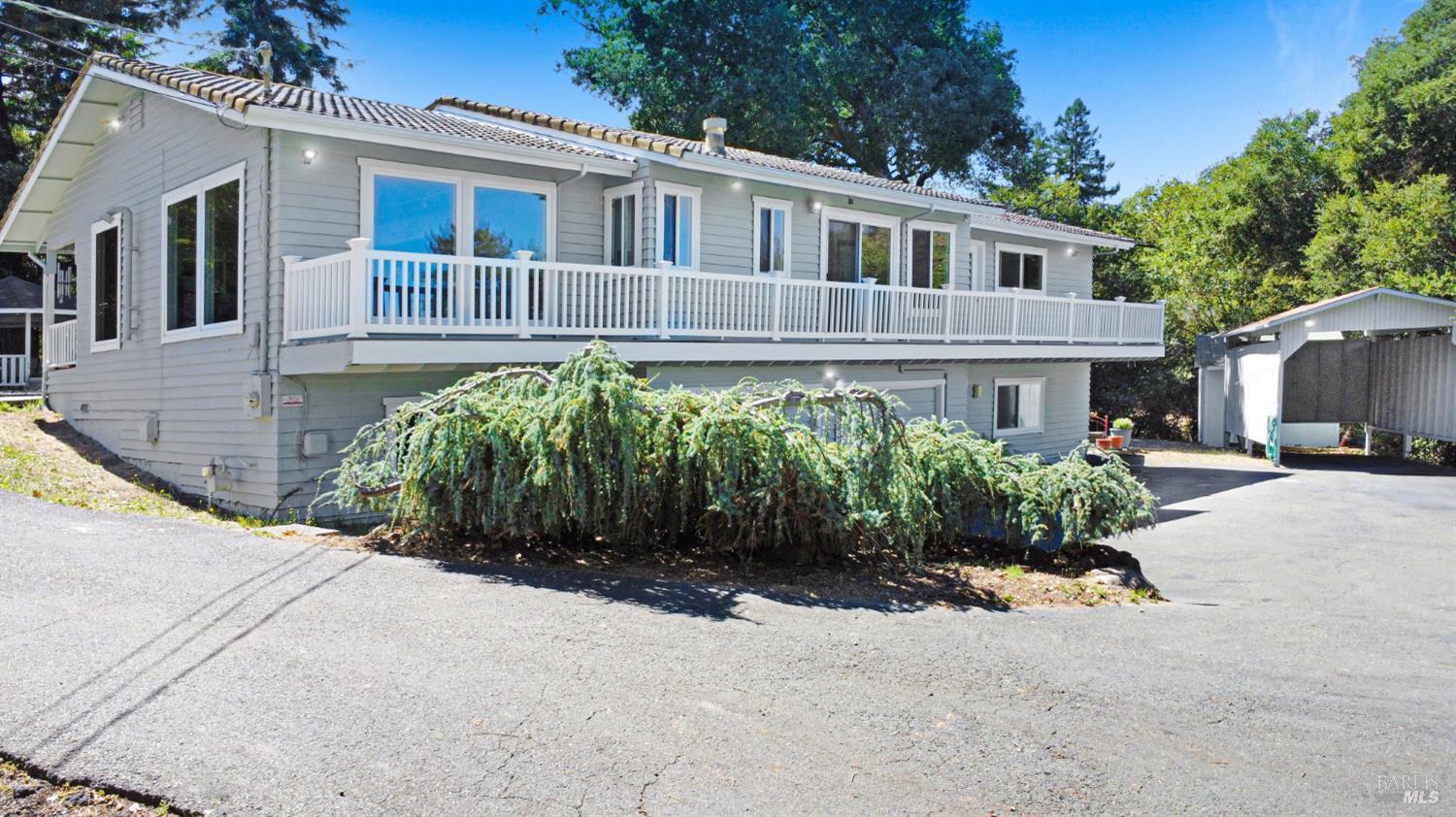 530 Bloomfield Road Sebastopol CA 95472