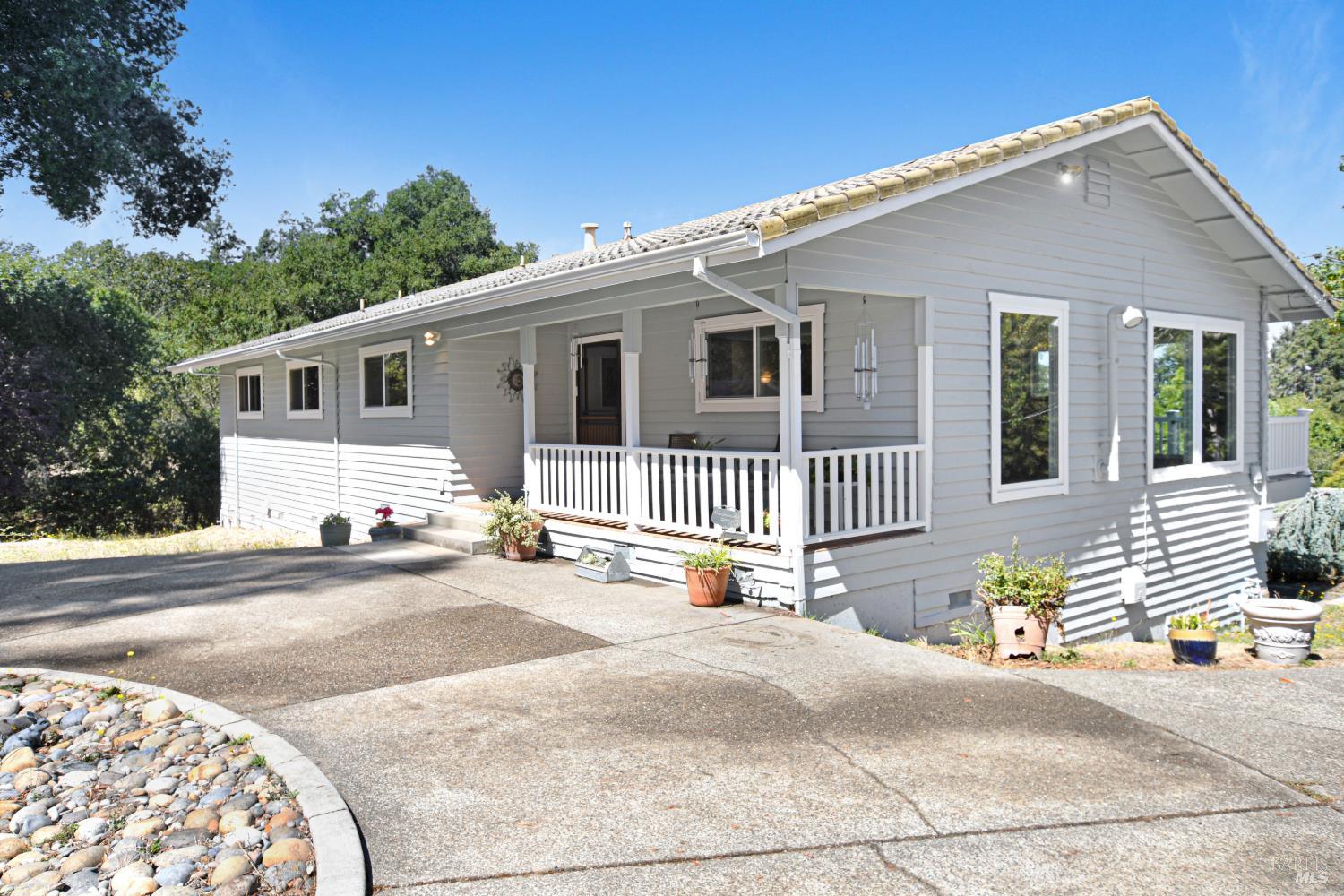 530 Bloomfield Road Sebastopol CA 95472