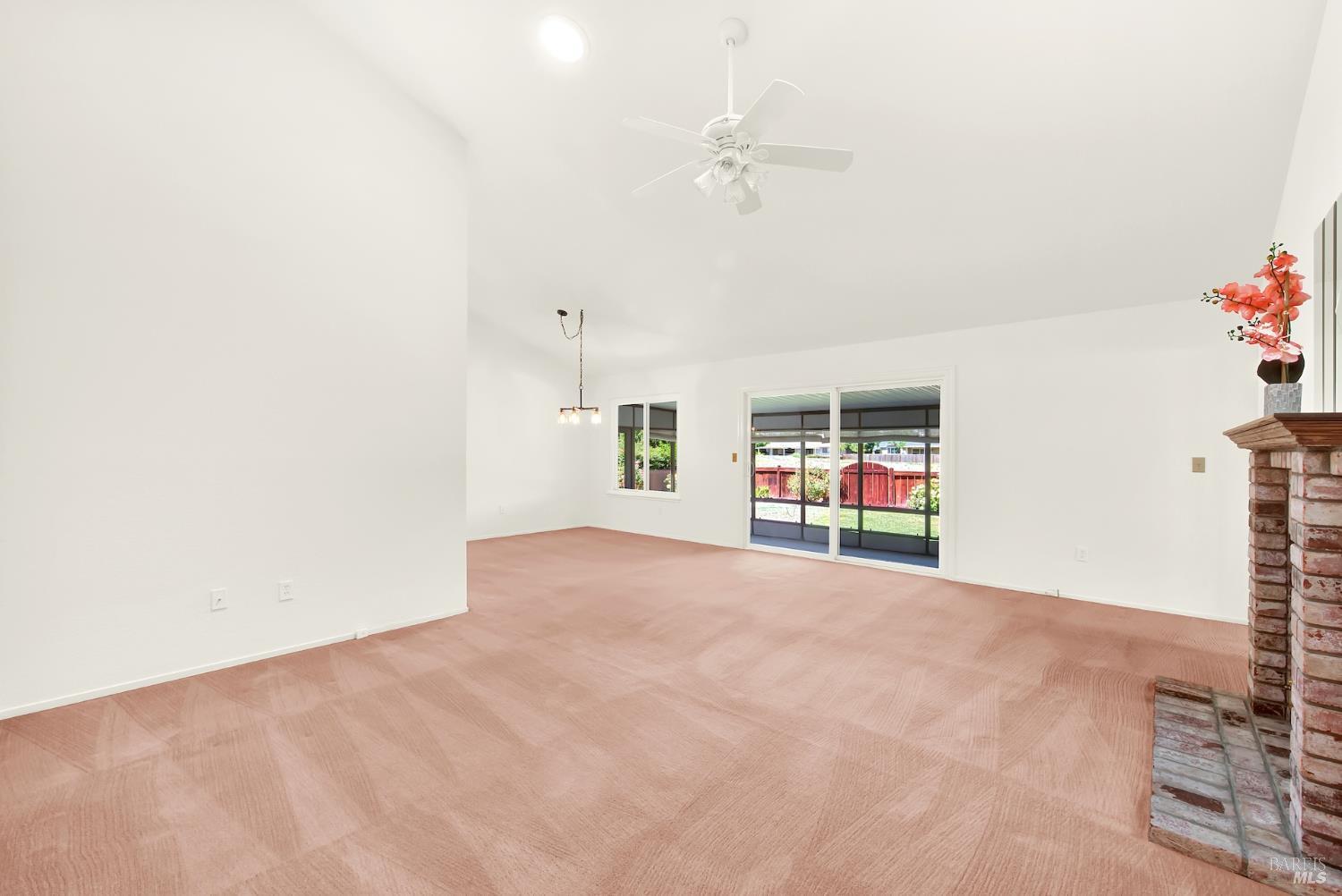 202 White Sands Drive Vacaville CA 95687