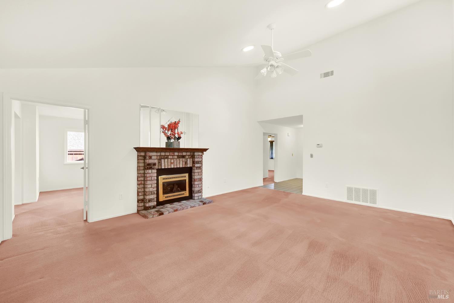 202 White Sands Drive Vacaville CA 95687