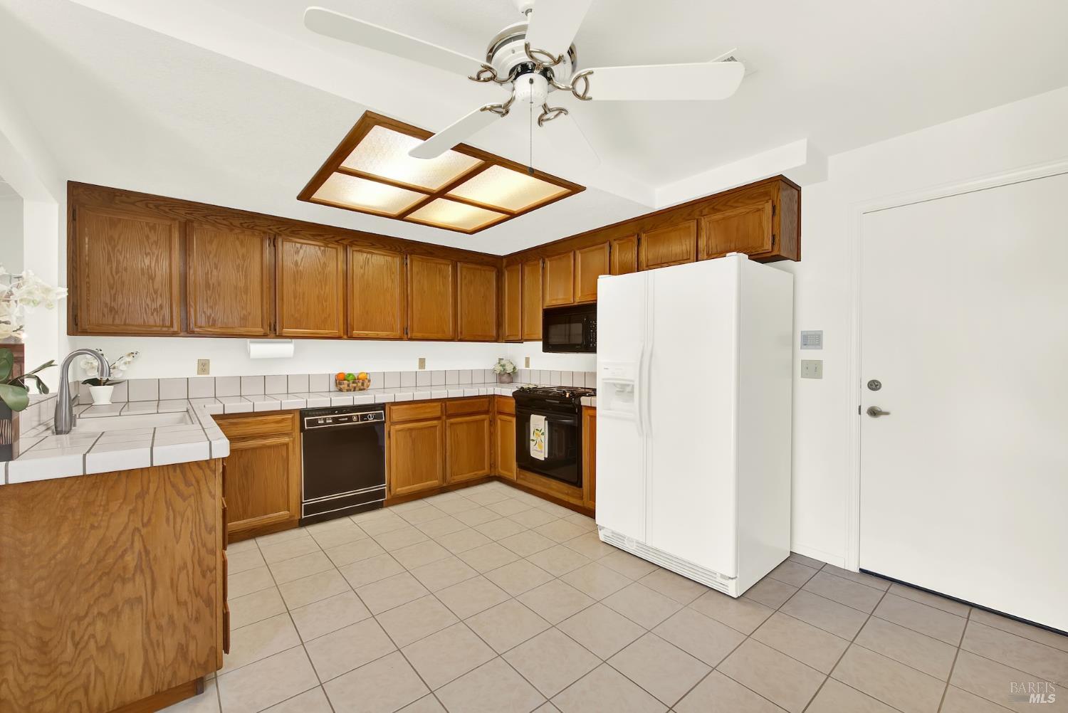 202 White Sands Drive Vacaville CA 95687