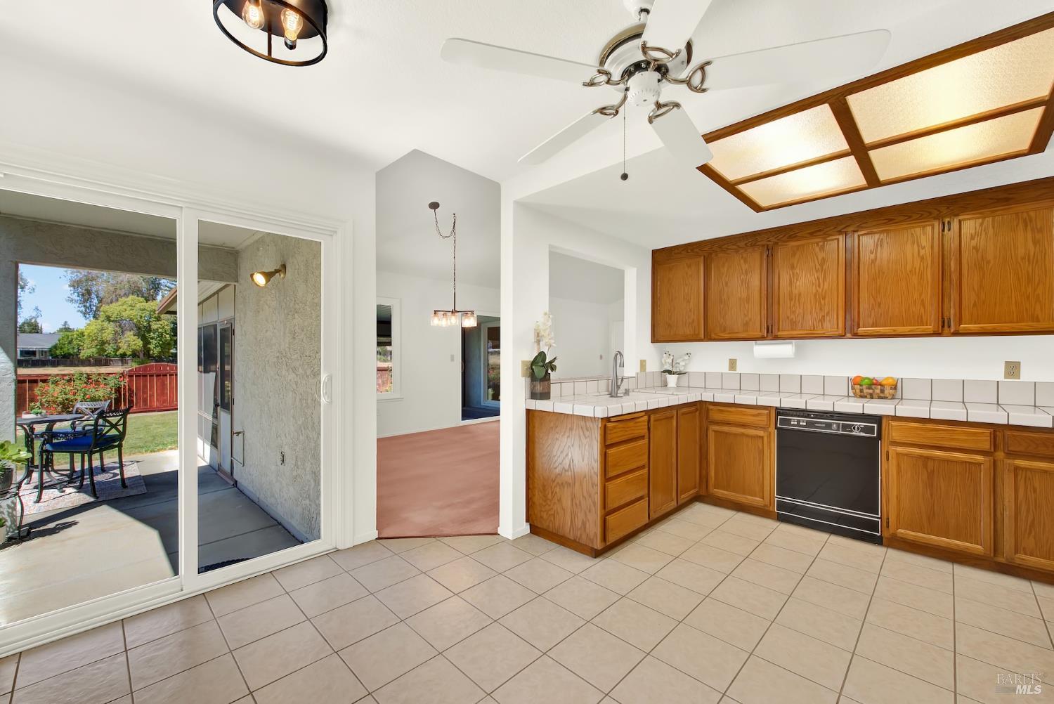 202 White Sands Drive Vacaville CA 95687
