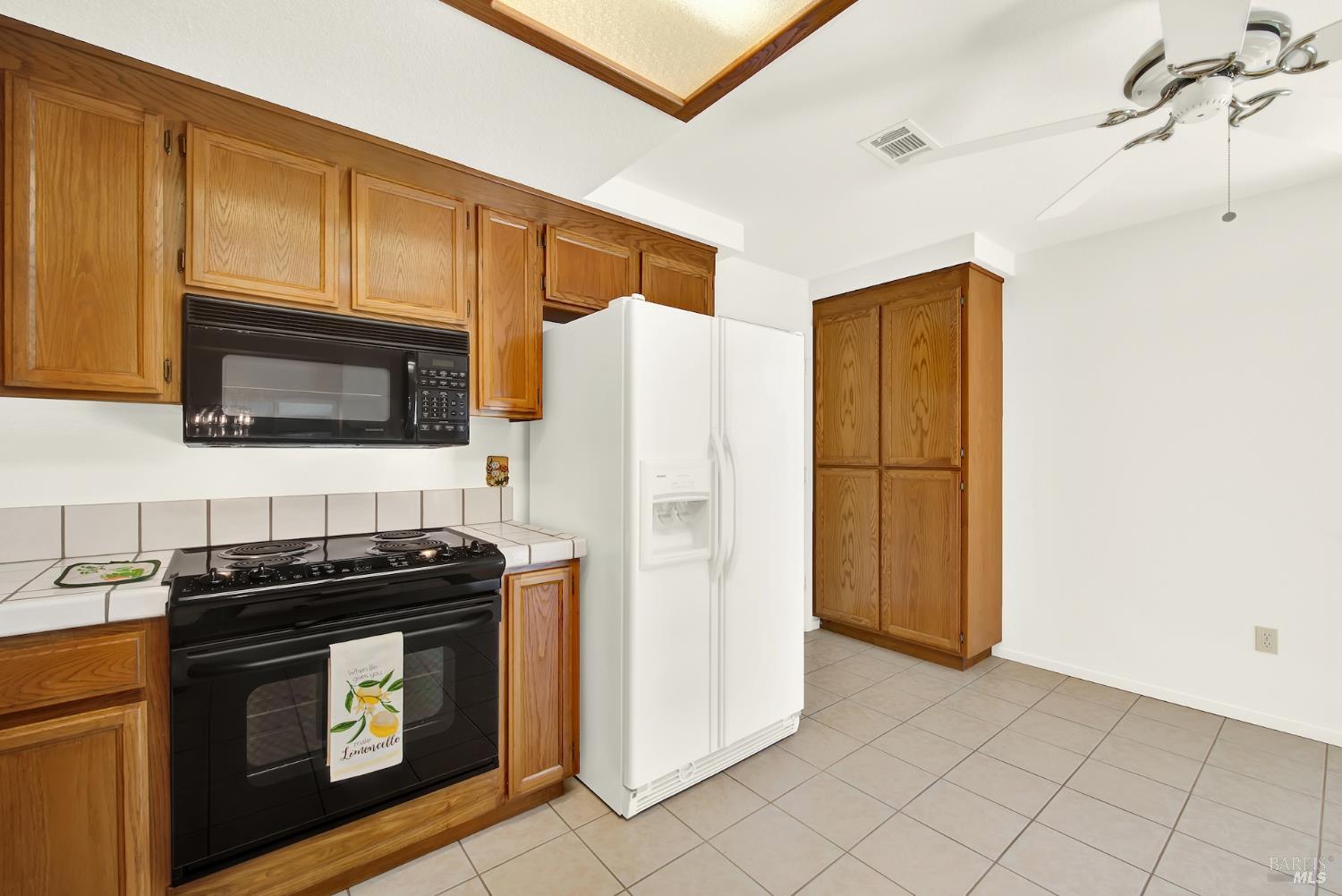 202 White Sands Drive Vacaville CA 95687