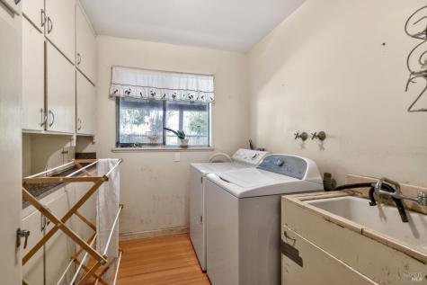 3458 Mayette Avenue Santa Rosa CA 95405