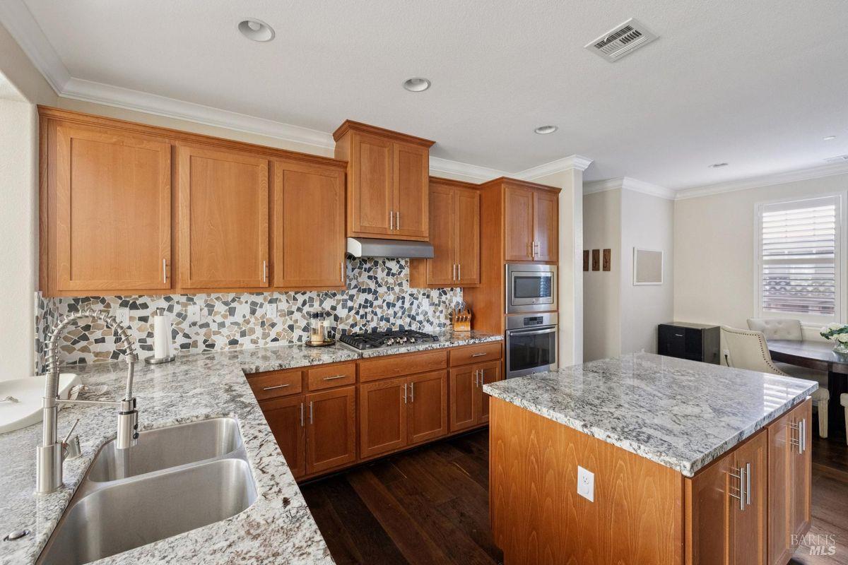 1627 Hill Road Novato CA 94947