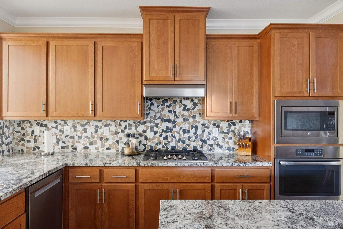 1627 Hill Road Novato CA 94947