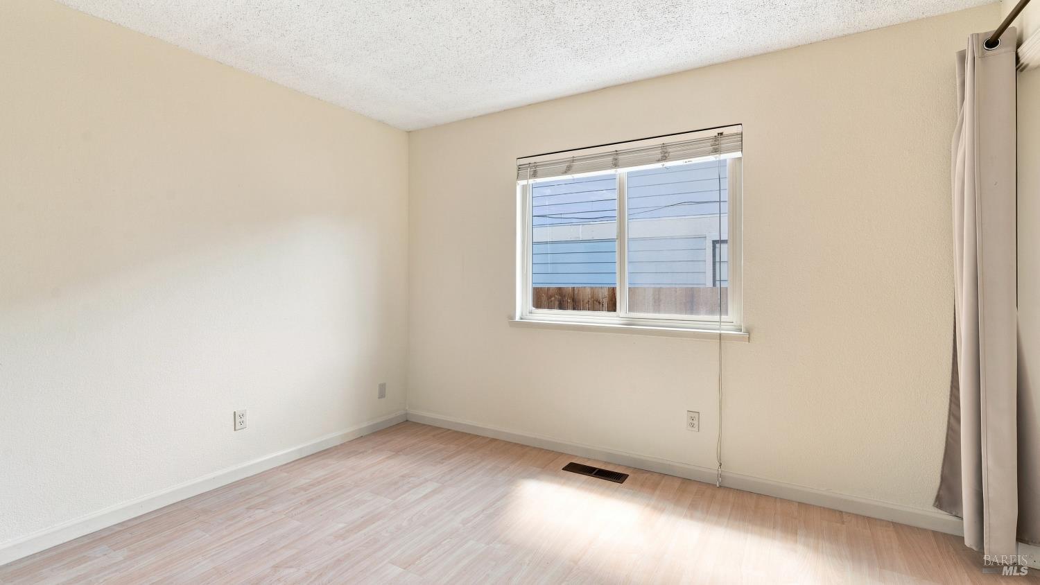1639 Flanigan Way Petaluma CA 94954