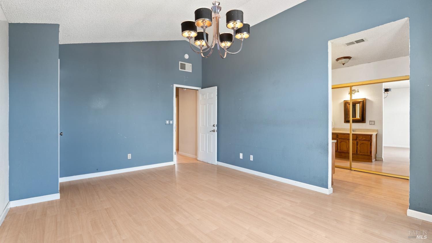 1639 Flanigan Way Petaluma CA 94954