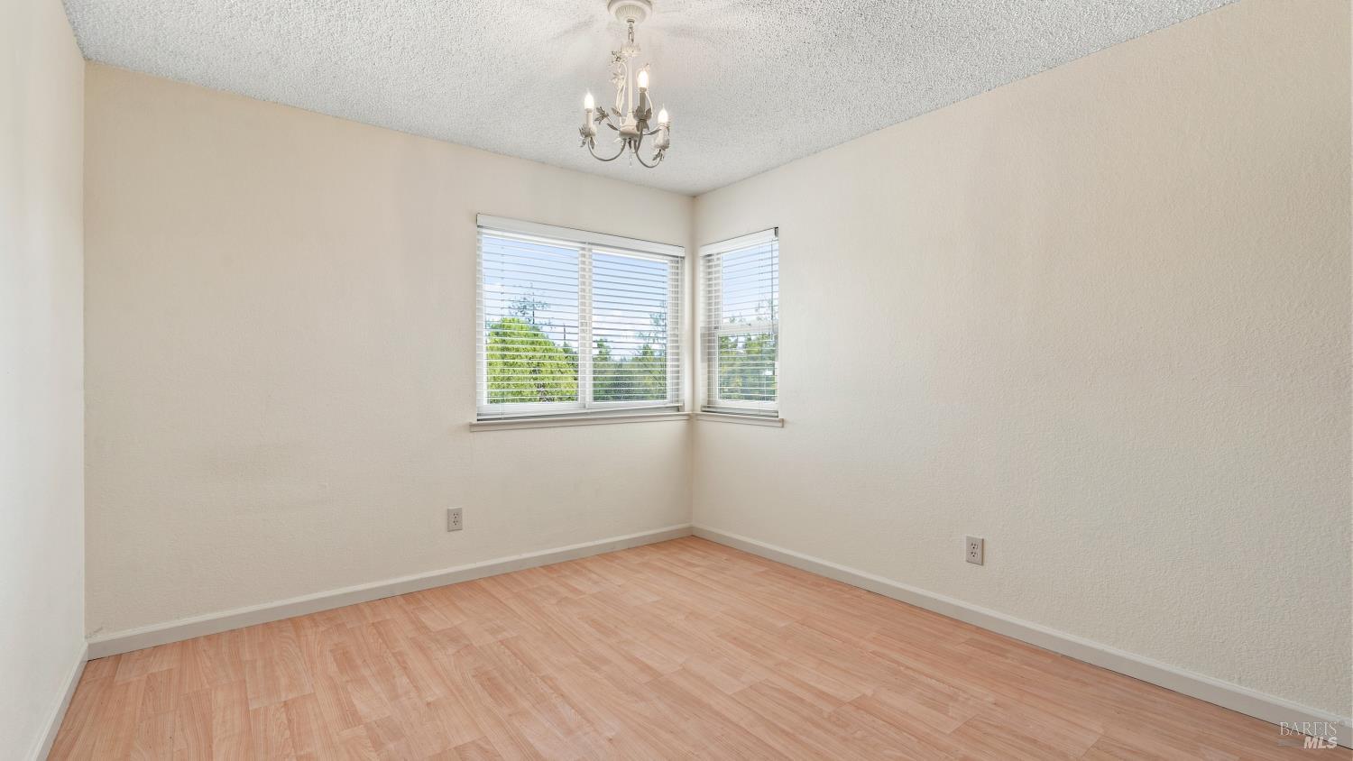 1639 Flanigan Way Petaluma CA 94954