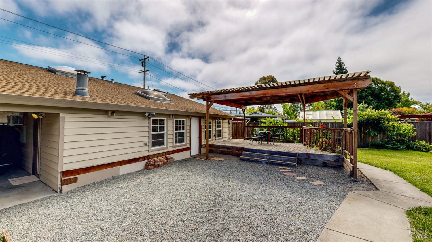 879 Yulupa Avenue Santa Rosa CA 95405