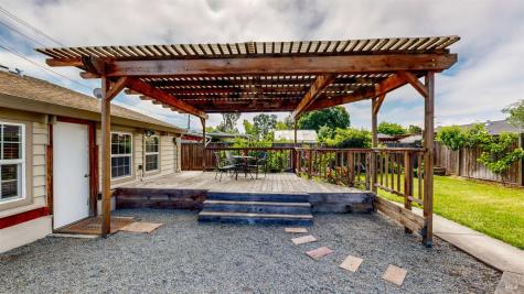 879 Yulupa Avenue Santa Rosa CA 95405
