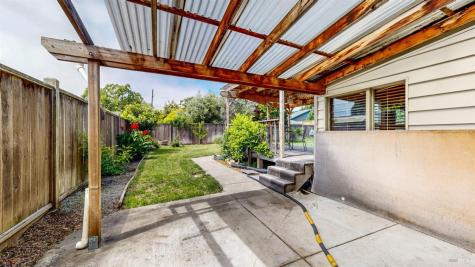 879 Yulupa Avenue Santa Rosa CA 95405