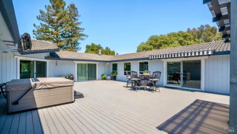 530 Oasis Drive Santa Rosa CA 95407
