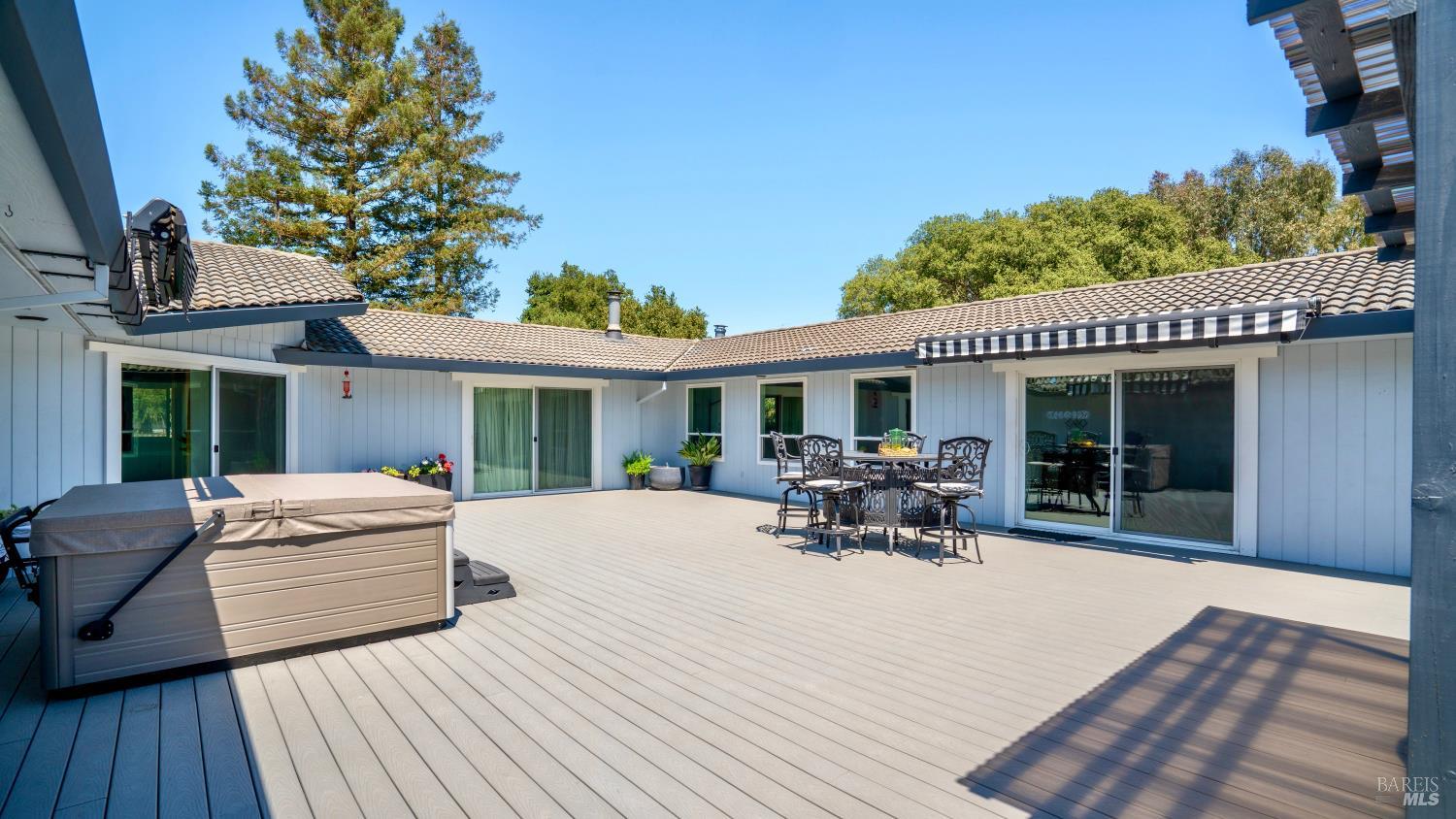 530 Oasis Drive Santa Rosa CA 95407