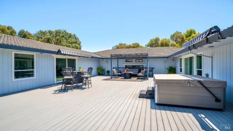 530 Oasis Drive Santa Rosa CA 95407