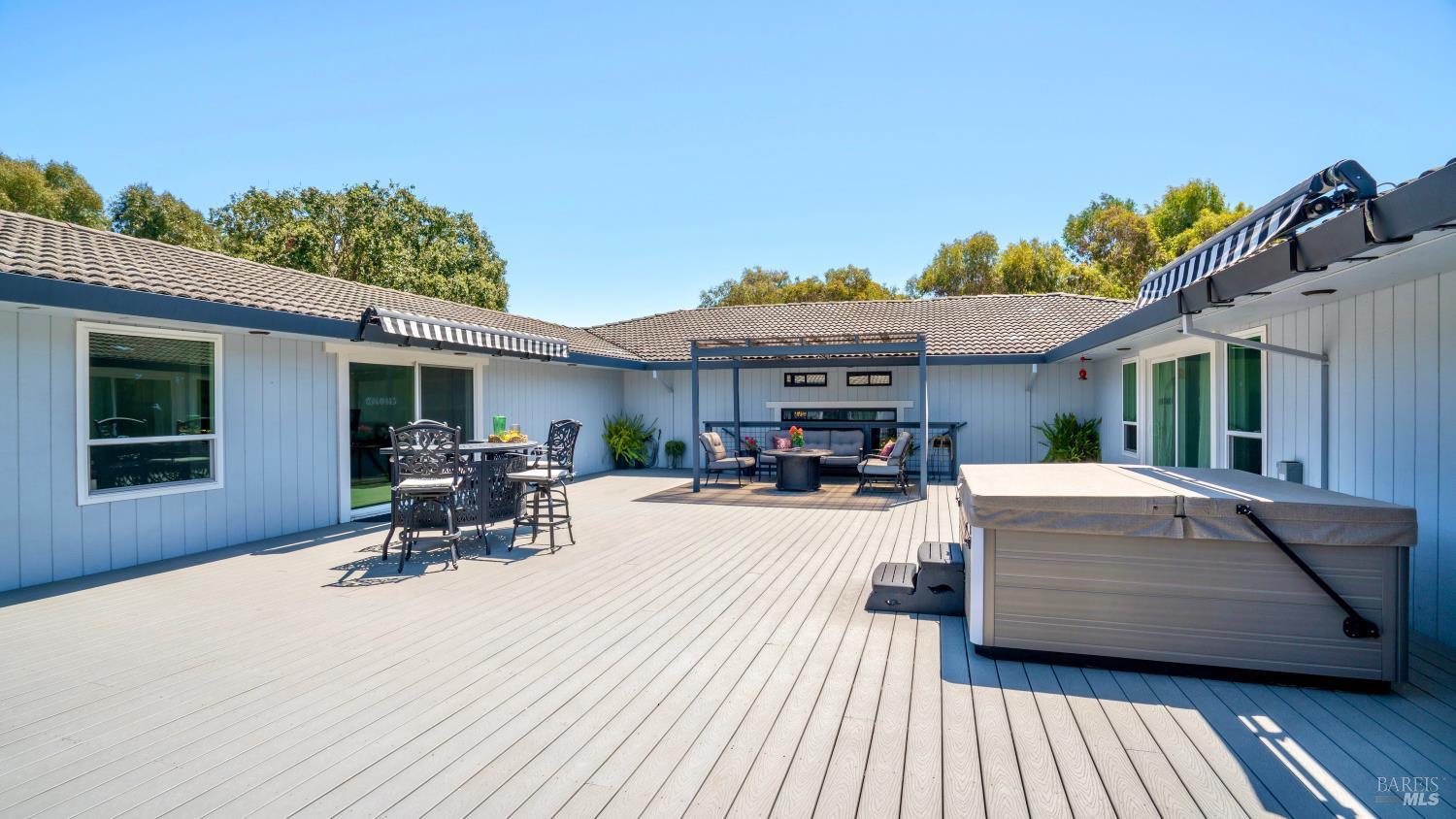 530 Oasis Drive Santa Rosa CA 95407