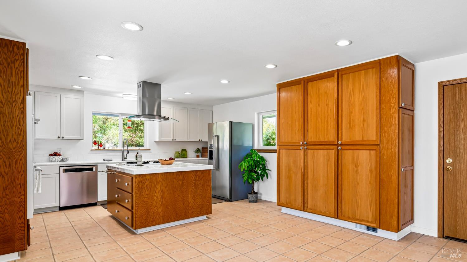 530 Oasis Drive Santa Rosa CA 95407
