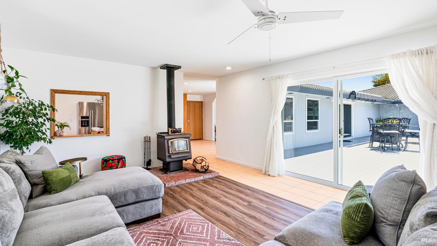 530 Oasis Drive Santa Rosa CA 95407