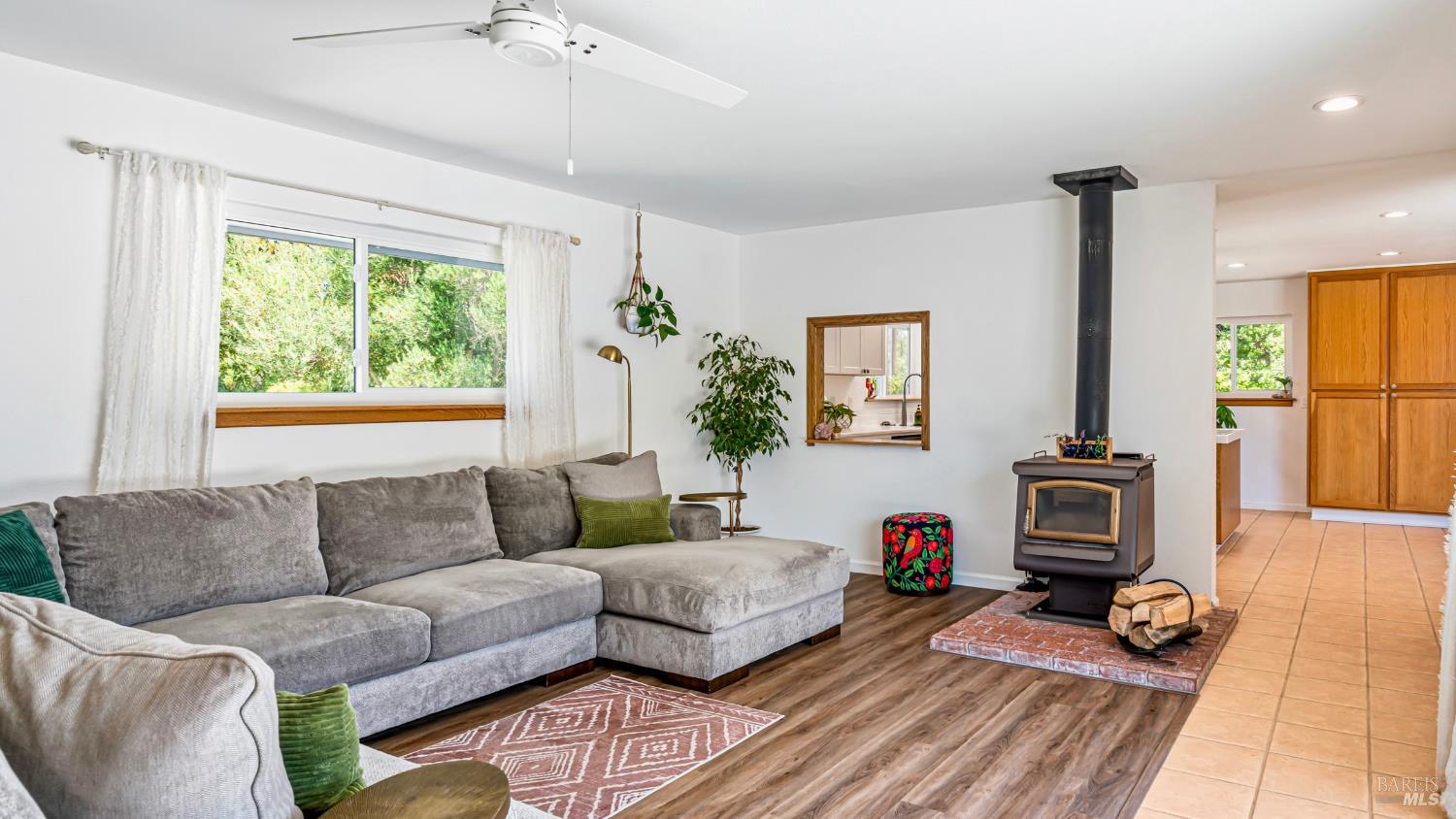 530 Oasis Drive Santa Rosa CA 95407