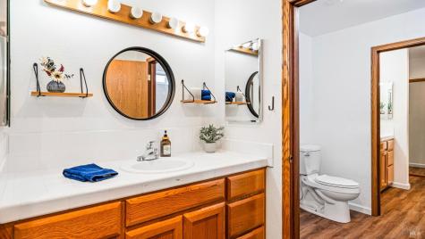 530 Oasis Drive Santa Rosa CA 95407