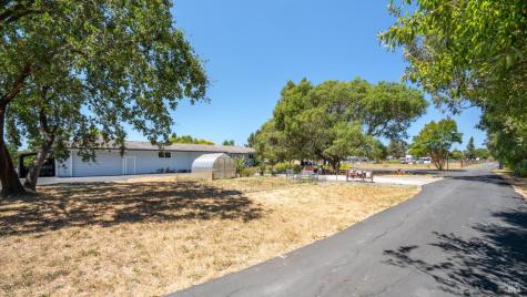 530 Oasis Drive Santa Rosa CA 95407