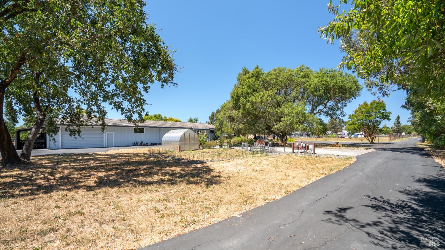 530 Oasis Drive Santa Rosa CA 95407