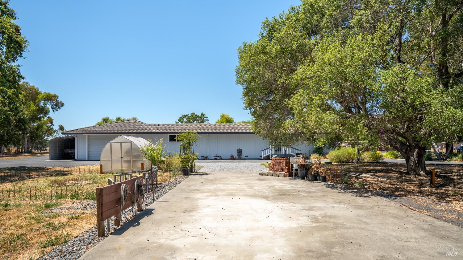 530 Oasis Drive Santa Rosa CA 95407