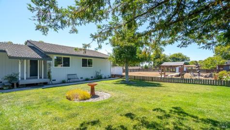 530 Oasis Drive Santa Rosa CA 95407