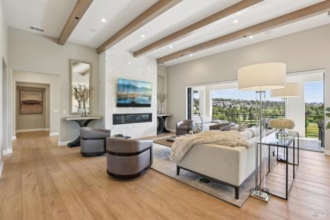3758 Skyfarm Drive Santa Rosa CA 95403